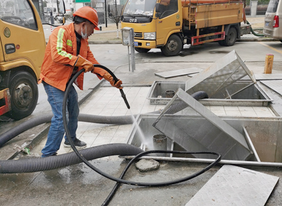 和乐镇隔油池清理